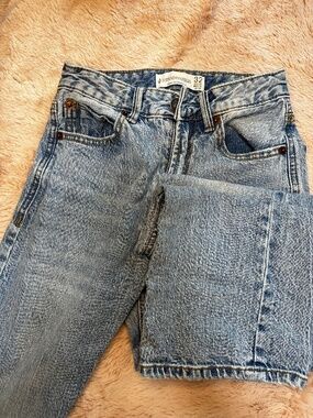 Light wash Jean